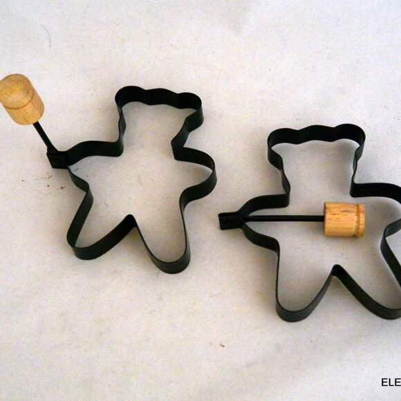 Kids Pancake Egg Molds Teddy Bear Metal Circle Ring Shaper SET of 4 Wood Handle - Picture 3 of 5